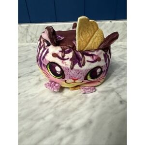 Cookeez Makery Freezy Cakes Tiger Berry Ripple Scented Plush- Tested!